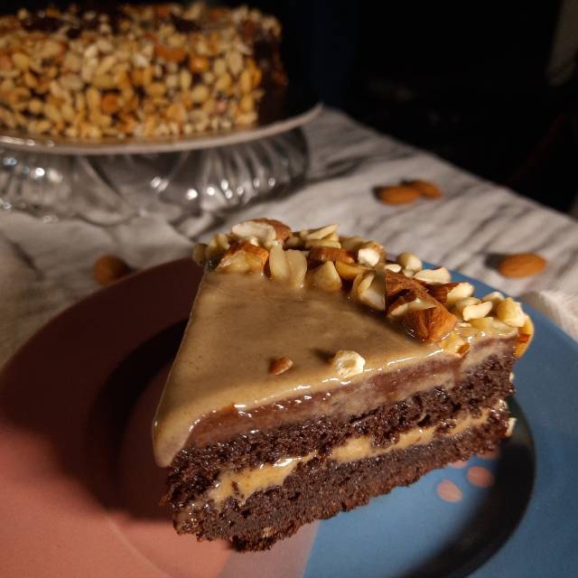Caramel Chocolate Cake with Nuts (600g) - Sampoorna Ahara - Healthy Food, Tasty Food