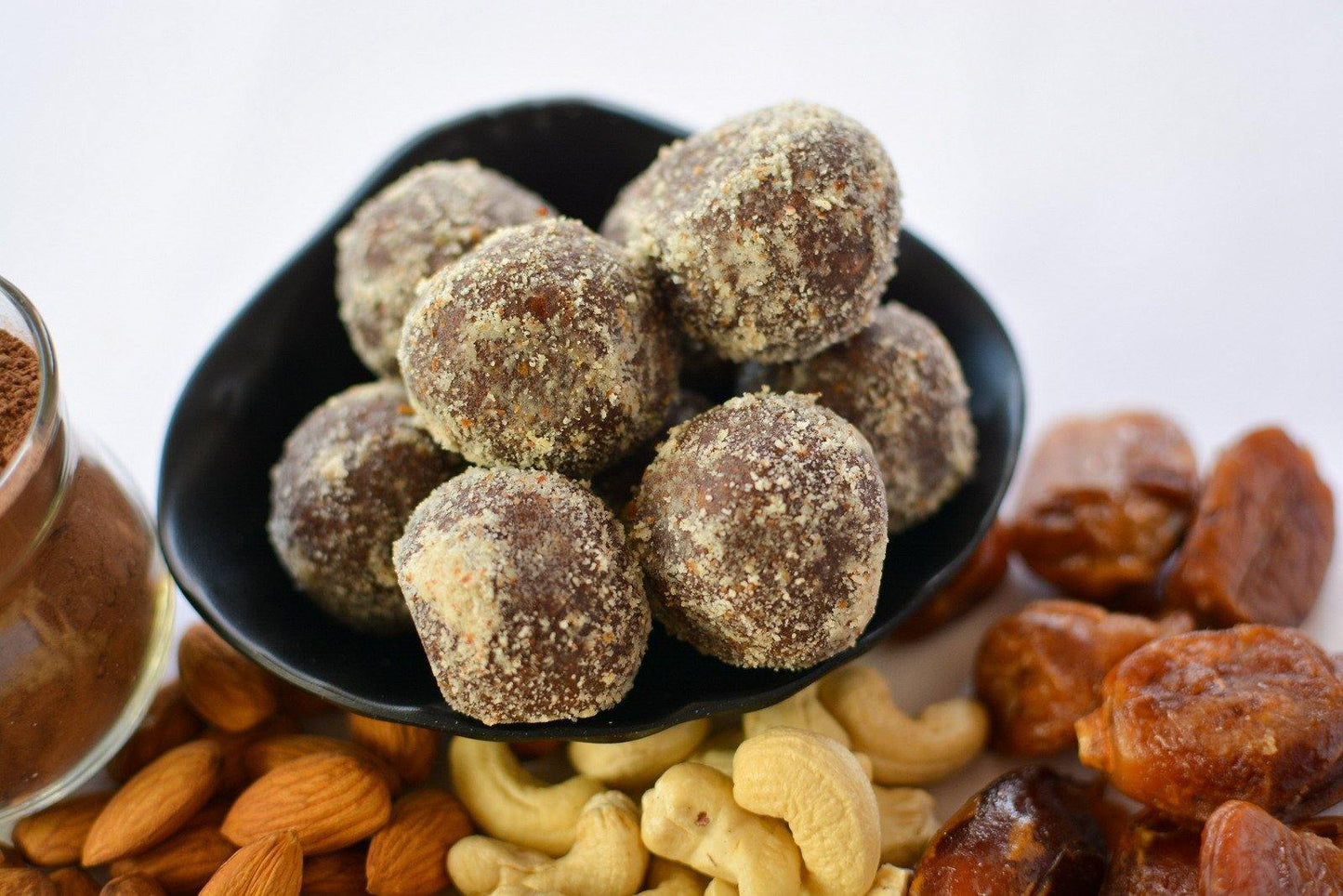 Chocolate and Cashew Truffles (200g) - Sampoorna Ahara - Healthy Food, Food Delivery, Food Order Online, Healthy Snacks, Healthy Breakfast, Sourdough Breads, Sugar-free Desserts
