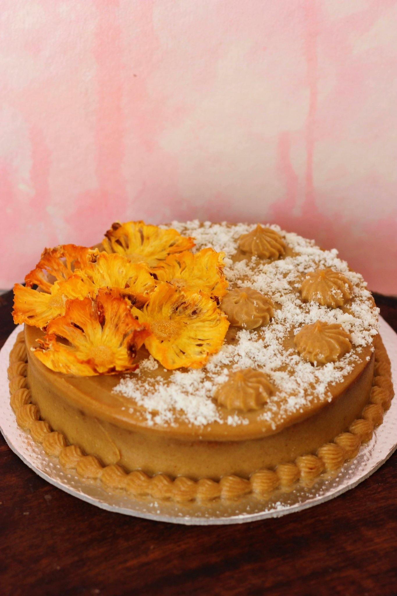 New! Punchy Pineapple, Cashew and Coconut Floral Cake - 600g - Sampoorna Ahara - Healthy Food, Food Delivery, Food Order Online, Healthy Snacks, Healthy Breakfast, Sourdough Breads, Sugar-free Desserts